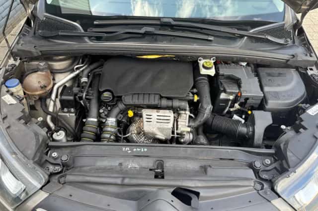 Citroën C4 (2015) thumbnail 5