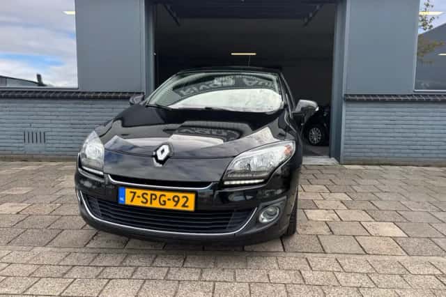 Renault Mégane (2013) thumbnail 2