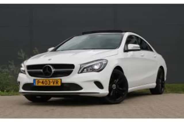 Mercedes-Benz CLA-Klasse (2018) thumbnail 2