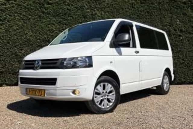 Volkswagen Transporter (2014) thumbnail 2