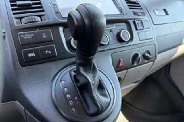Volkswagen Transporter (2014) thumbnail 6