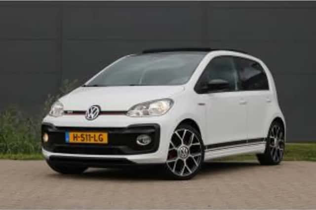Volkswagen Up! (2020) thumbnail 2