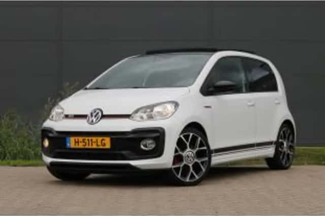 Volkswagen Up! (2020) thumbnail 2