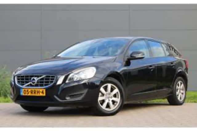 Volvo V60 (2011) thumbnail 2
