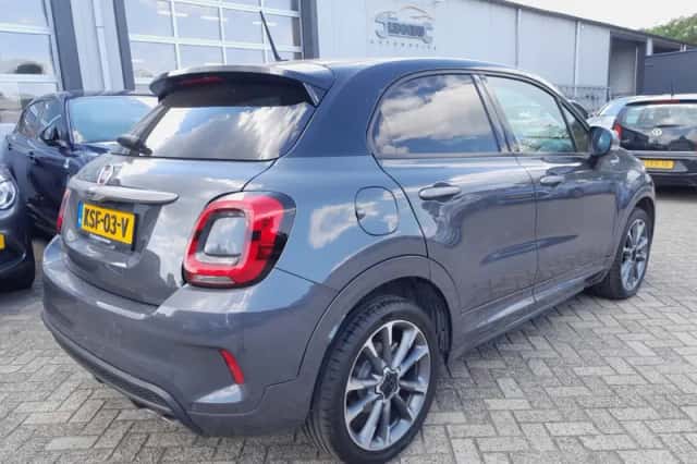 Fiat 500X (2020) thumbnail 4