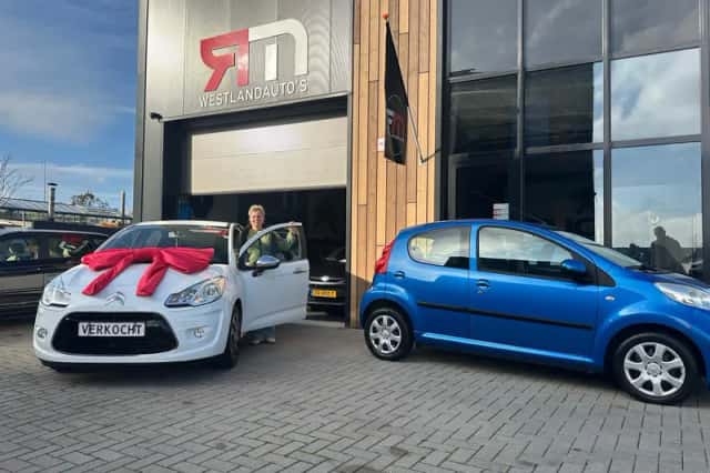 Citroën C3 (2012) thumbnail 2