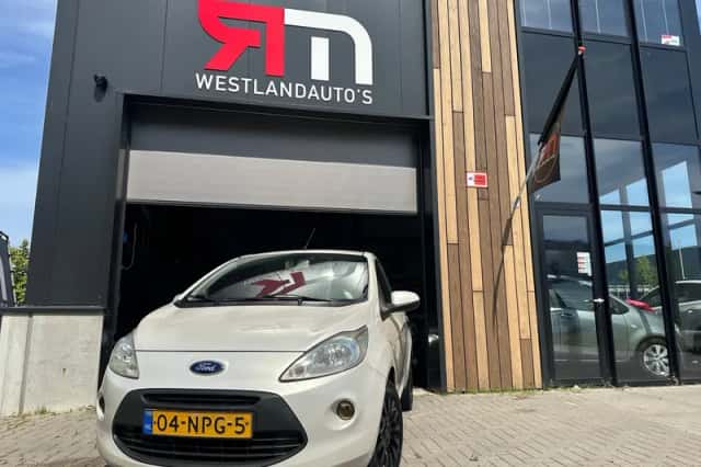 Ford Ka (2010) thumbnail 5