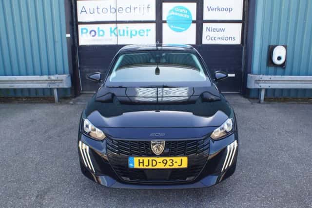 Peugeot 208 (2025) thumbnail 2