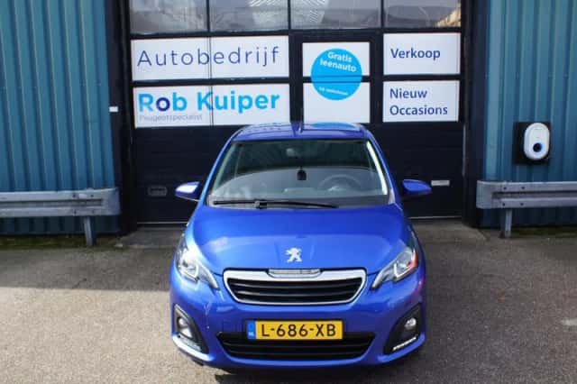 Peugeot 108 (2021) thumbnail 2