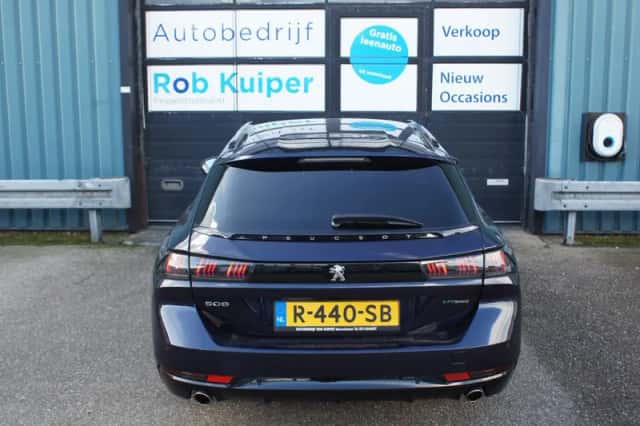 Peugeot 508 (2022) thumbnail 3