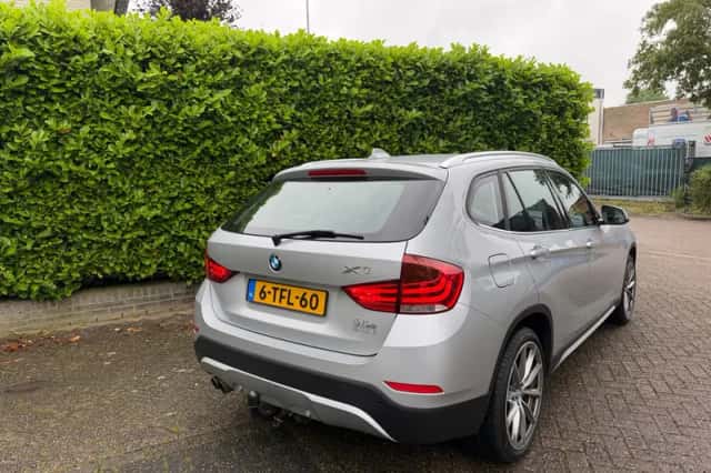 BMW X1 (2014) thumbnail 3