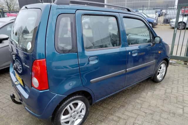 Opel Agila (2007) thumbnail 6