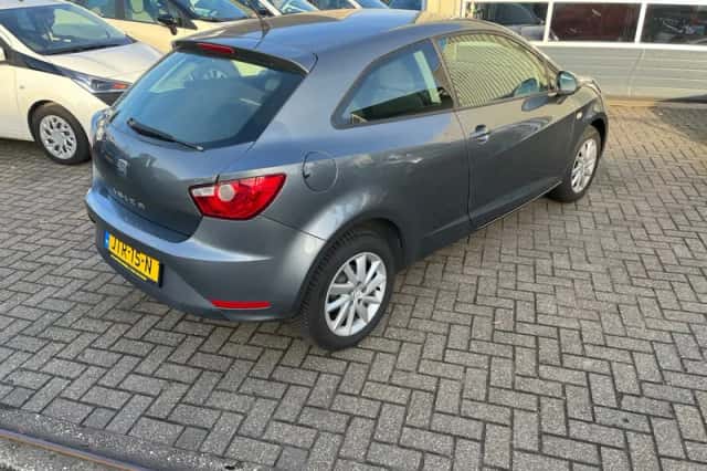 SEAT Ibiza (2012) thumbnail 4