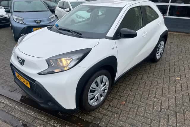 Toyota Aygo X (2022) thumbnail 1