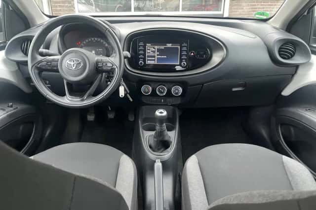 Toyota Aygo X (2022) thumbnail 4
