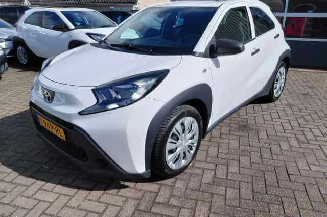 Toyota Aygo X (2023) thumbnail 1