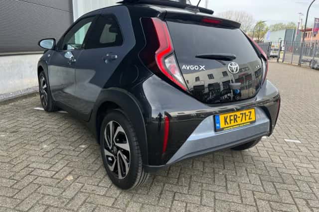 Toyota Aygo X (2024) thumbnail 4