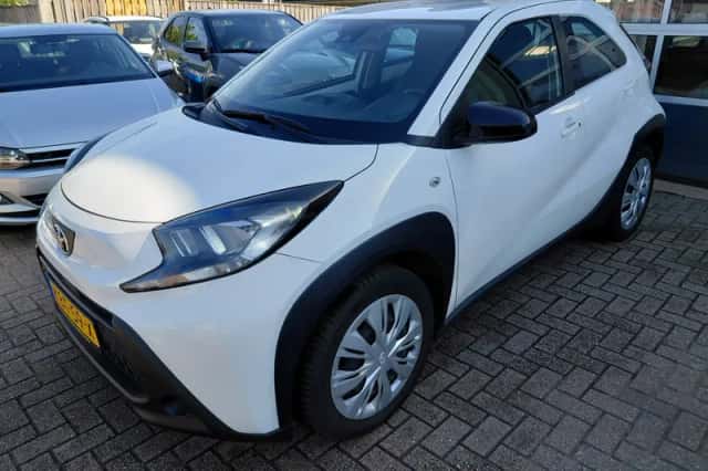 Toyota Aygo X (2022) thumbnail 6