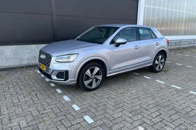 Audi Q2 (2018) thumbnail 1