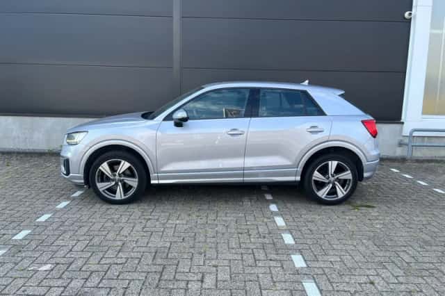 Audi Q2 (2018) thumbnail 2