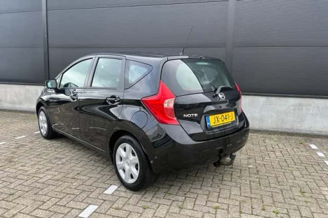 Nissan Note (2016) thumbnail 3