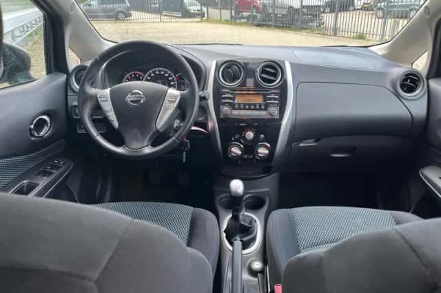 Nissan Note (2016) thumbnail 4