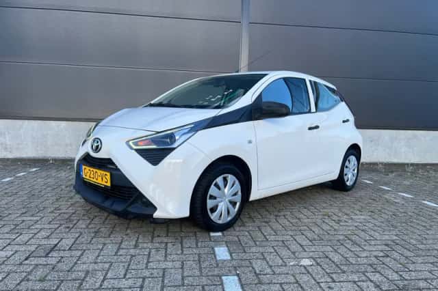 Toyota Aygo (2019) thumbnail 1