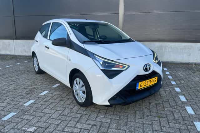 Toyota Aygo (2019) thumbnail 6