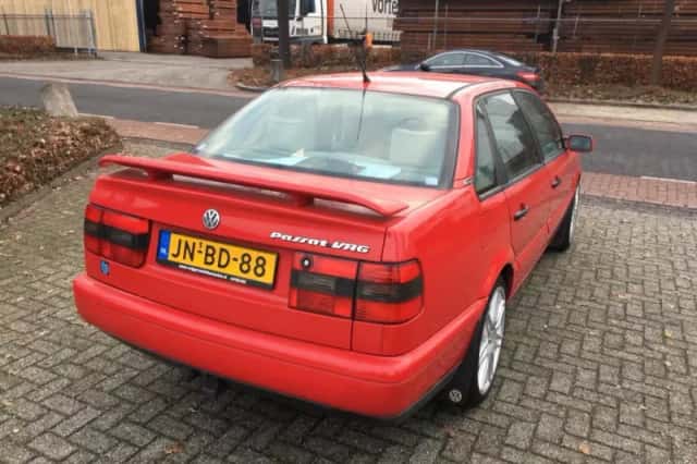 Volkswagen Passat (1994) thumbnail 4