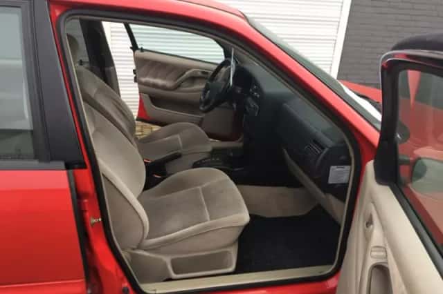 Volkswagen Passat (1994) thumbnail 5