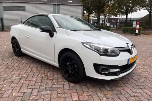 Renault Mégane (2014) thumbnail 3