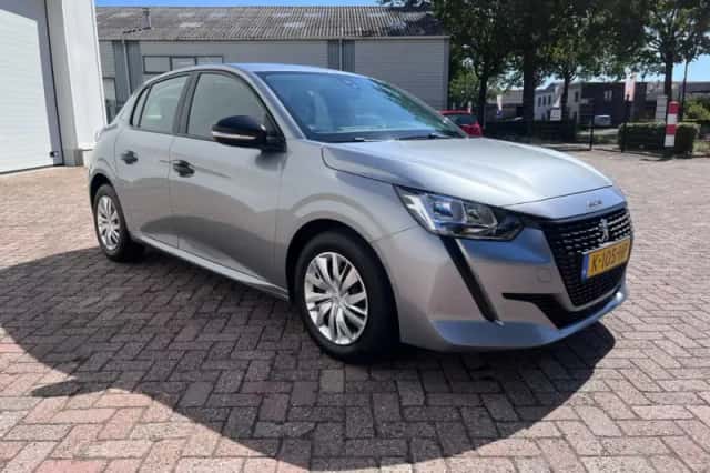Peugeot 208 (2021) thumbnail 3