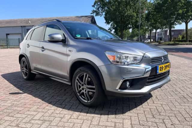 Mitsubishi ASX (2017) thumbnail 3