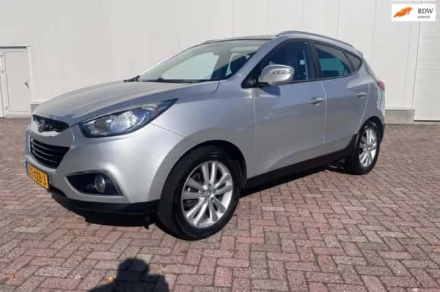 Hyundai ix35 (2012) thumbnail 1