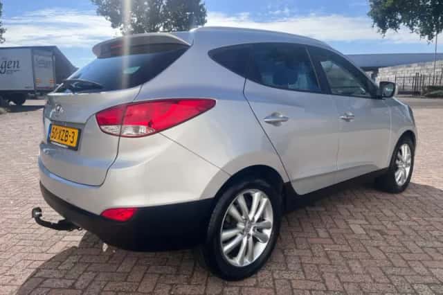 Hyundai ix35 (2012) thumbnail 5