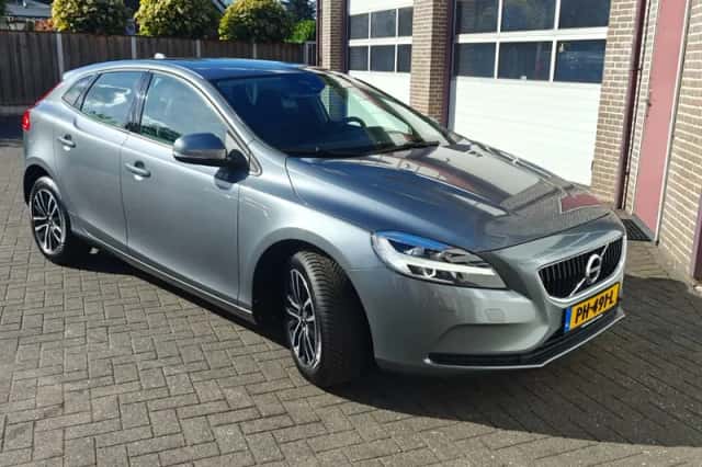 Volvo V40 (2017) thumbnail 5