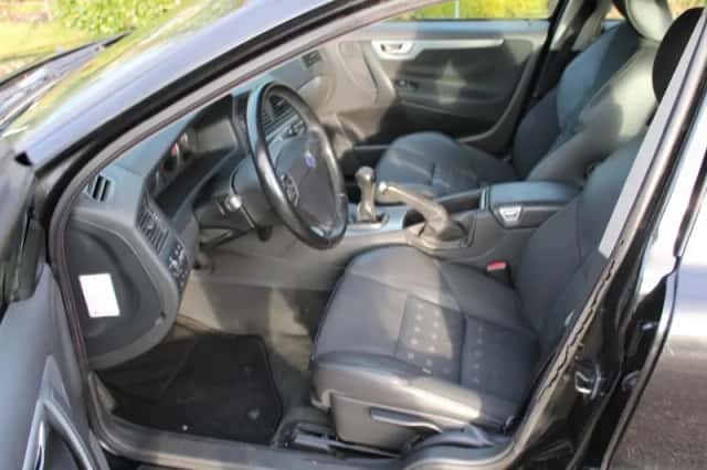 Volvo S60 (2005) thumbnail 6