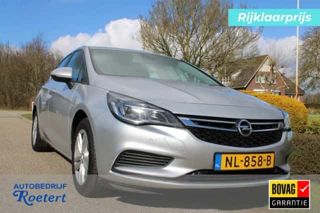 Opel Astra (2017) thumbnail 1