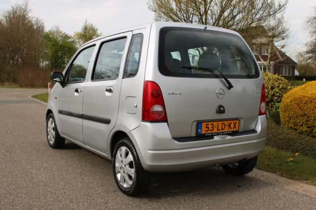 Opel Agila (2002) thumbnail 2