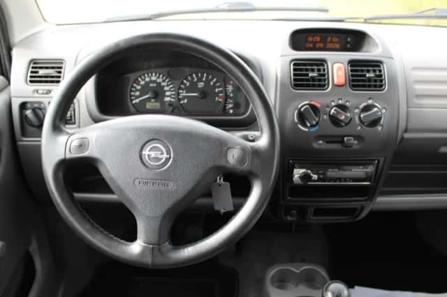 Opel Agila (2002) thumbnail 5