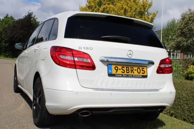 Mercedes-Benz B-Klasse (2013) thumbnail 2