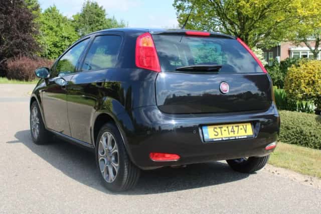 Fiat Punto Evo (2018) thumbnail 2