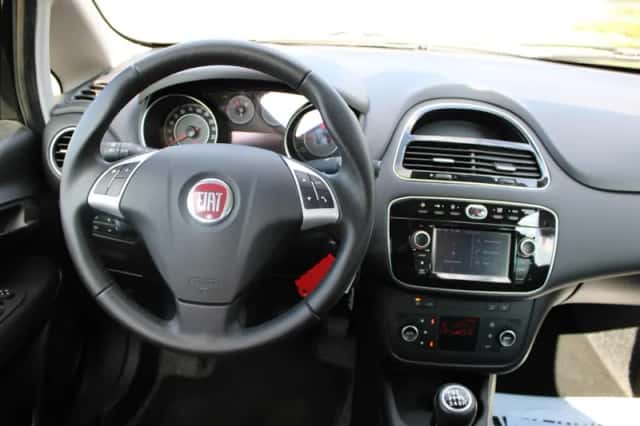 Fiat Punto Evo (2018) thumbnail 5