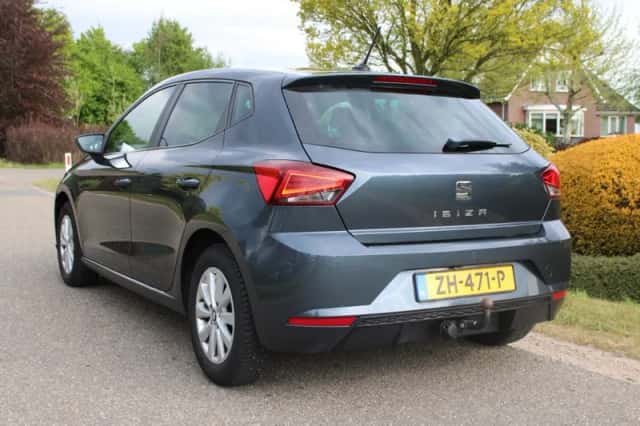 SEAT Ibiza (2019) thumbnail 2