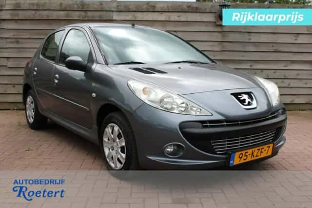 Peugeot 206 (2010) thumbnail 1