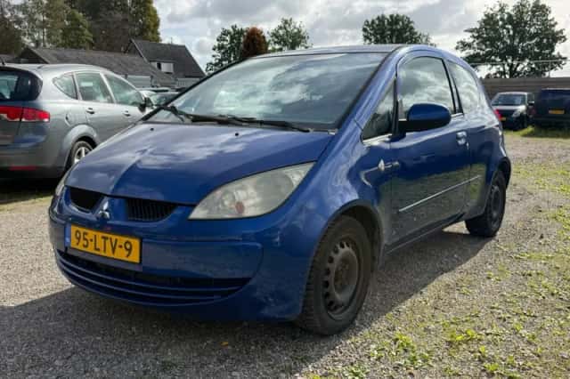 Mitsubishi Colt (2007) thumbnail 1