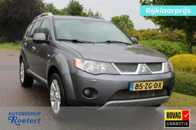 Mitsubishi Outlander (2008) thumbnail 1