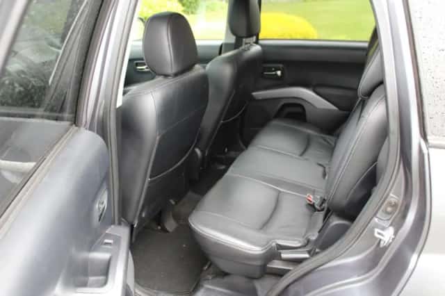 Mitsubishi Outlander (2008) thumbnail 5