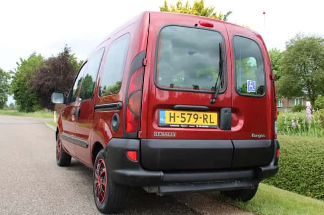 Renault Kangoo (2001) thumbnail 2