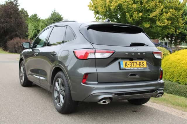 Ford Kuga (2020) thumbnail 2